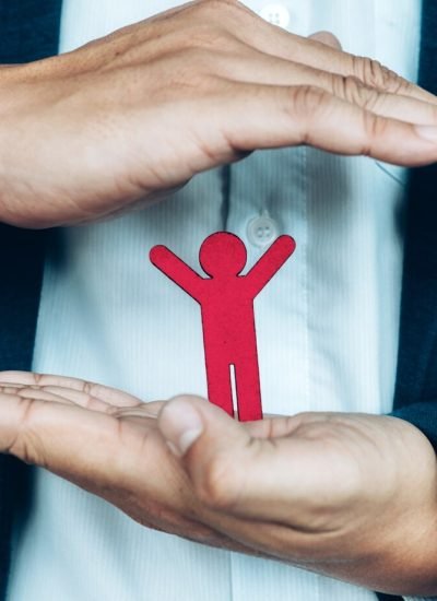 concepto-politica-seguro-vida-salud-finanzas-seguros_1421-87